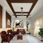  NHÀ 3 TẦNG CĂN GÓC TRUNG TÂM TRƯỜNG THỌ PHƯỜNG THỦ ĐỨC – 5 PHÒNG NGỦ, Ô TÔ ĐẬU TRƯỚC NHÀ